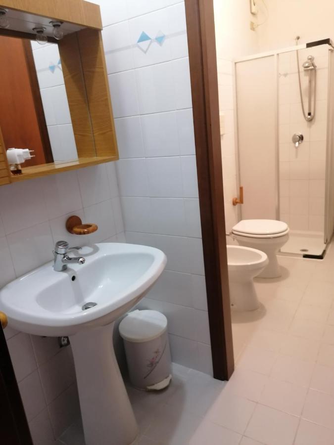 Casa Vacanze 'La Piazza' Villa Zone Ngoại thất bức ảnh